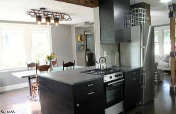 272 Lake Ave, Metuchen Boro, NJ 08840