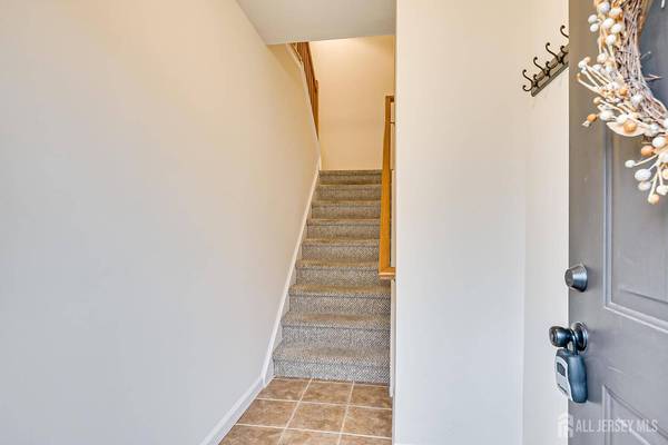 30 Prospect ST, Metuchen, NJ 08840