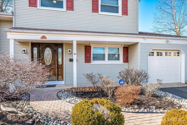 79 Beechwood AVE, Edison, NJ 08837
