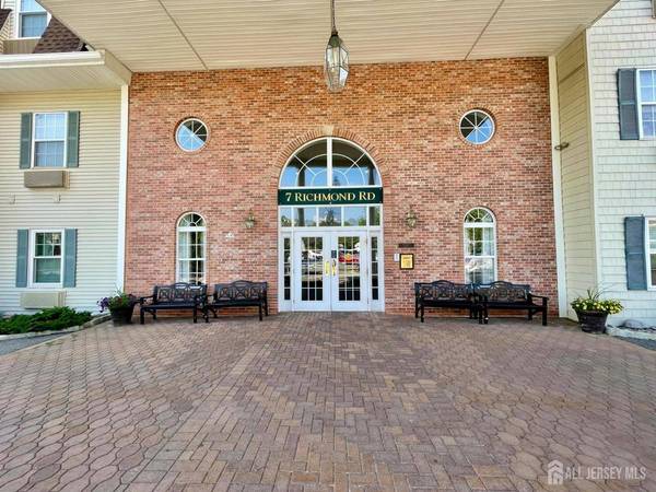 7215 Richmond RD, West Milford, NJ 07480