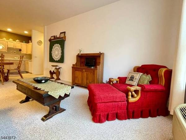 7215 Richmond Rd, West Milford Twp., NJ 07480