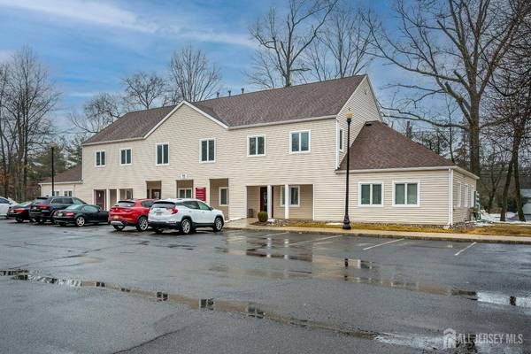 11 Clyde RD #201, Franklin Twsp, NJ 08873