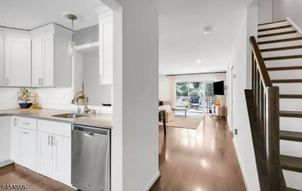 278 Penns Way Ondo, Bernards Twp., NJ 07920