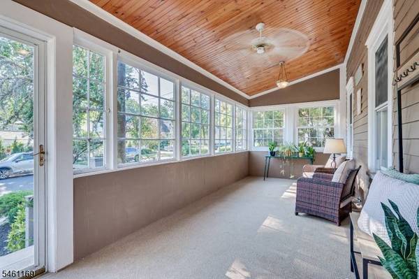 23 Rose St, Metuchen Boro, NJ 08840