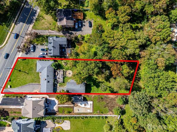 690 New Durham RD, Metuchen, NJ 08840