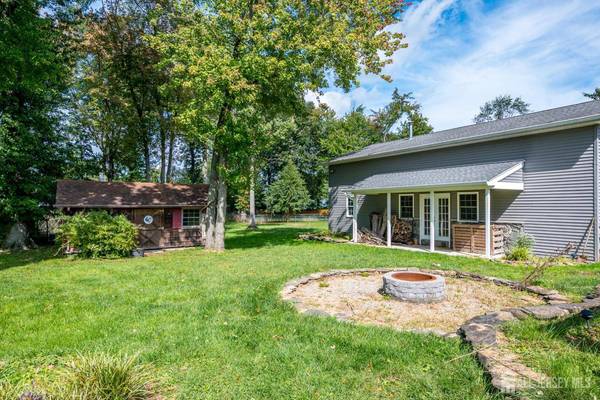 690 New Durham RD, Metuchen, NJ 08840