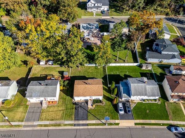 6 Sheffield Pl, Metuchen Boro, NJ 08840