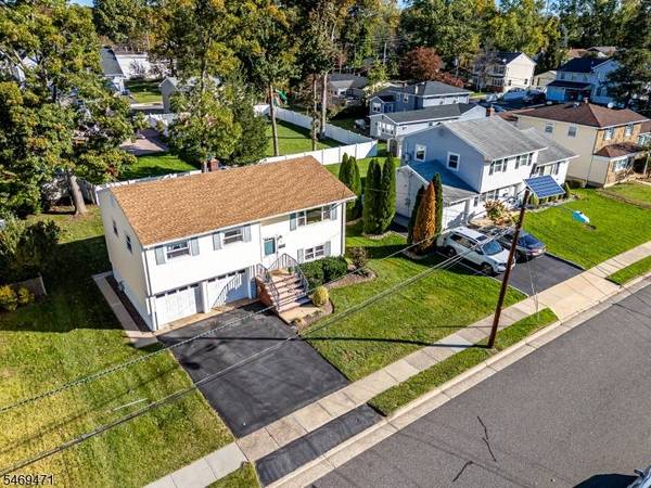 6 Sheffield Pl, Metuchen Boro, NJ 08840