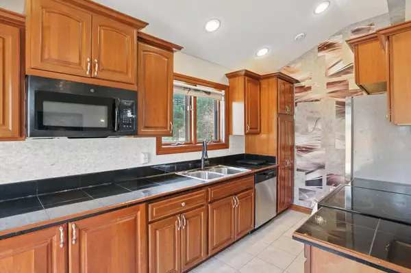 11228 W River RD, Champlin, MN 55316