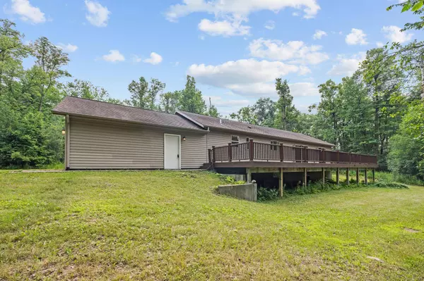 19551 80th AVE, Milaca, MN 56353