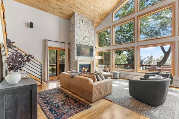 2112 Lake Pulaski DR, Buffalo, MN 55313