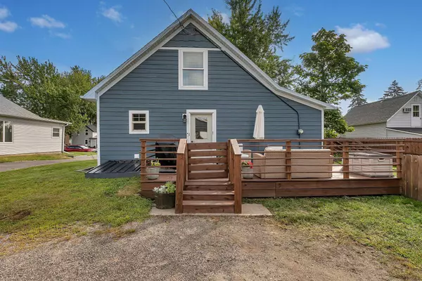 230 2nd AVE NW, Milaca, MN 56353