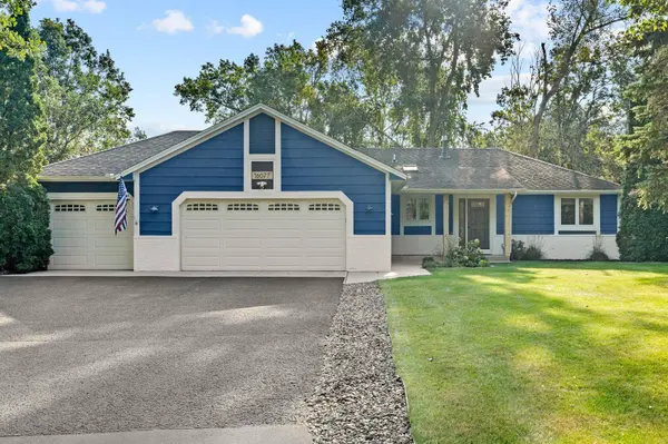 16077 N Enchanted DR NW, Andover, MN 55304