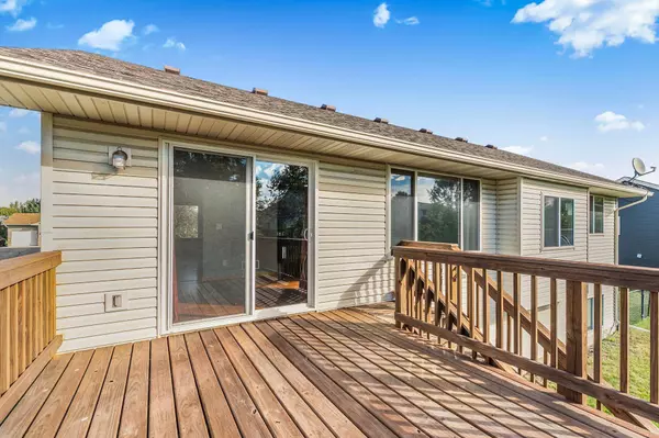 604 Upplanda ST, Buffalo, MN 55313