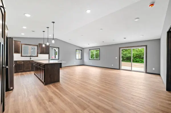 900 1/2 8th AVE N, Princeton, MN 55371