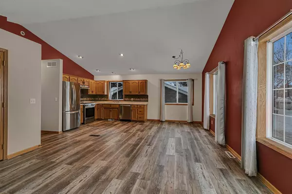 415 7th AVE S, Buffalo, MN 55313