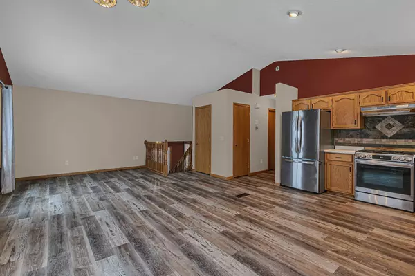 415 7th AVE S, Buffalo, MN 55313