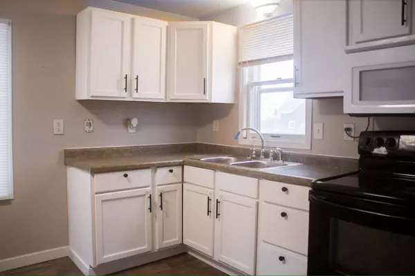 113 1st ST SW, Fairfax, MN 55332