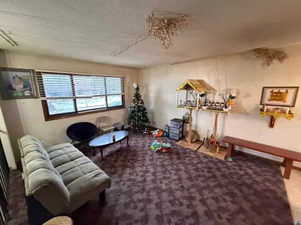 719 Givens LN, Minneapolis, MN 55411