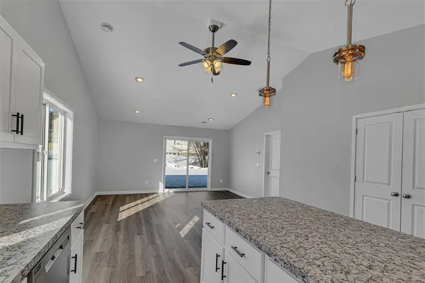 24289 Forest View CIR, Saint Augusta, MN 56301