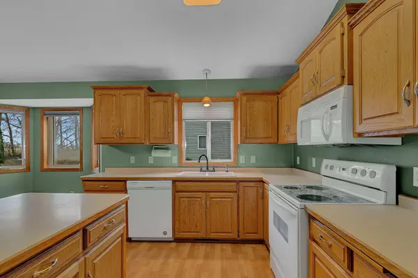 1260 Cypress DR W, Annandale, MN 55302