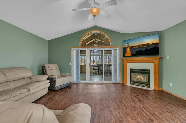 1260 Cypress DR W, Annandale, MN 55302