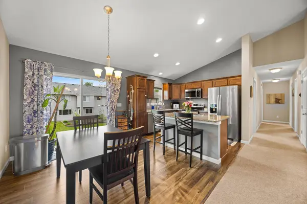 1335 Waters WAY, Watertown, MN 55388