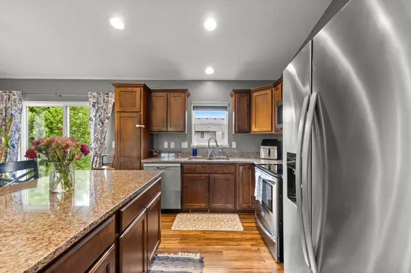 1335 Waters WAY, Watertown, MN 55388