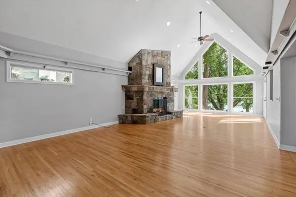 223 E River Pkwy, Champlin, MN 55316
