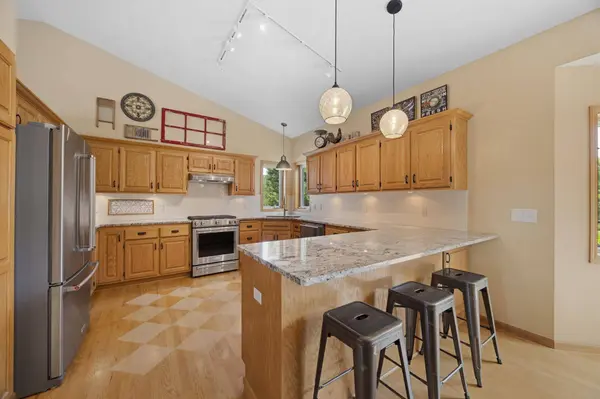 22002 Elm Pkwy, Rogers, MN 55374