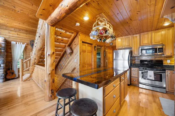 5962 County Road 7 SW, Howard Lake, MN 55349