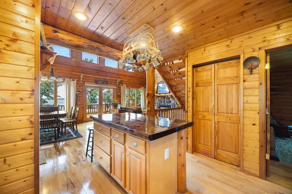 5962 County Road 7 SW, Howard Lake, MN 55349
