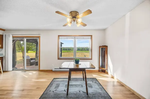 409 127th ST NE, Monticello, MN 55362