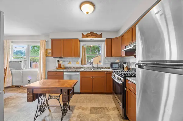 204 Cedar ST S, Lester Prairie, MN 55354