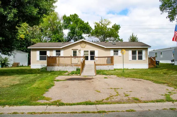 9127 MN-25 ##121, Monticello, MN 55362