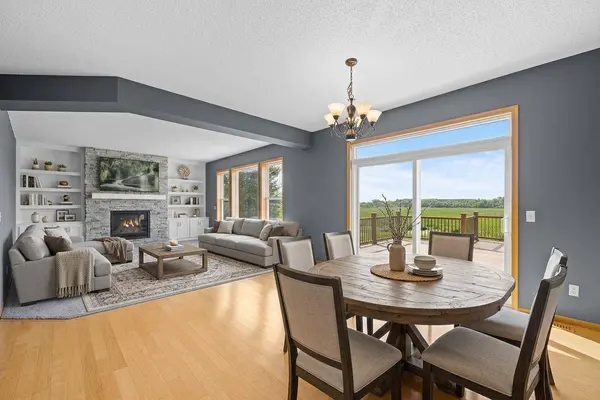 13827 Savanna DR, Rogers, MN 55374