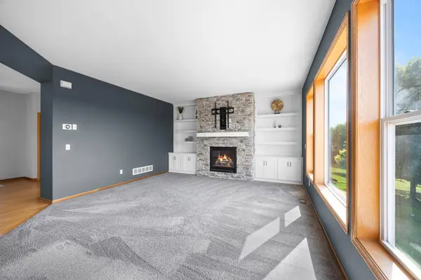13827 Savanna DR, Rogers, MN 55374