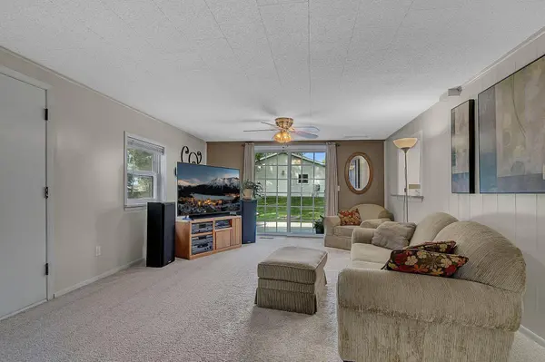 250 3rd AVE NW, Milaca, MN 56353