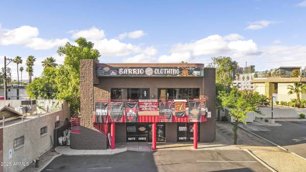 319 E MCDOWELL Road, Phoenix, AZ 85004