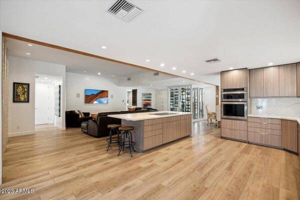 6842 N 72ND Place, Scottsdale, AZ 85250