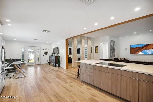 6842 N 72ND Place, Scottsdale, AZ 85250