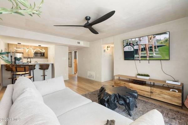 3313 N 68TH Street #111, Scottsdale, AZ 85251