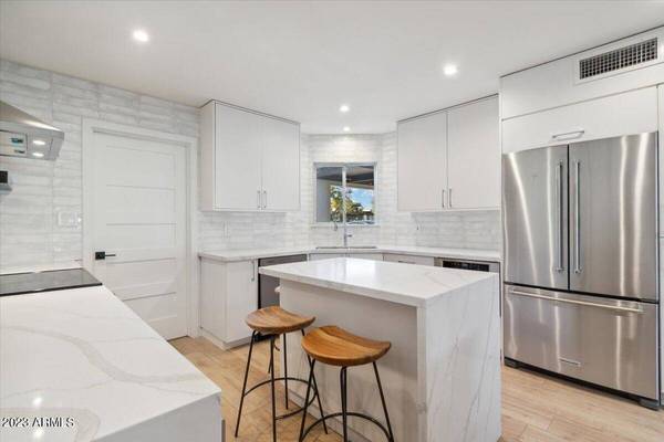 6819 N 73rd Street, Scottsdale, AZ 85250