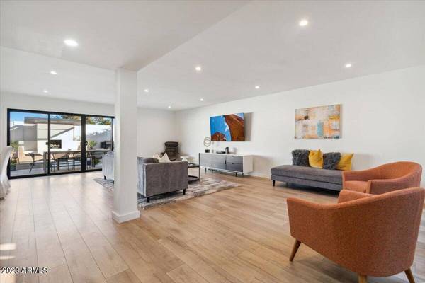 6819 N 73rd Street, Scottsdale, AZ 85250