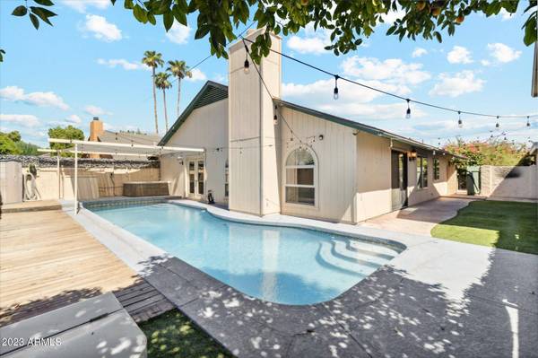 2150 S LAS PALMAS --, Mesa, AZ 85202