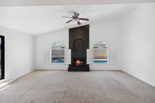 2150 S LAS PALMAS --, Mesa, AZ 85202