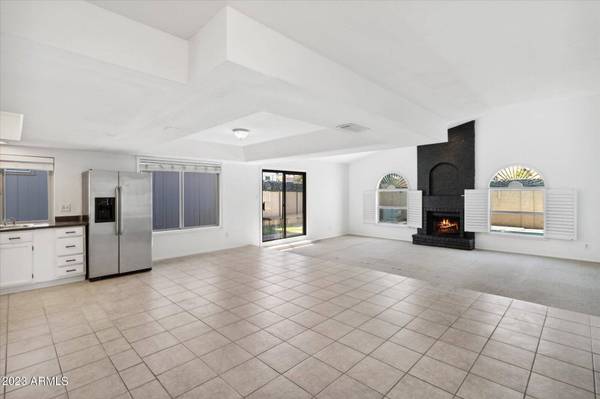 2150 S LAS PALMAS --, Mesa, AZ 85202