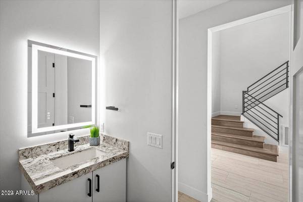 40 Roadrunner Lane, Sedona, AZ 86336