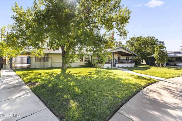 2047 W CAMBRIDGE Avenue, Phoenix, AZ 85009