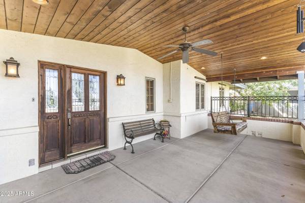 2047 W CAMBRIDGE Avenue, Phoenix, AZ 85009